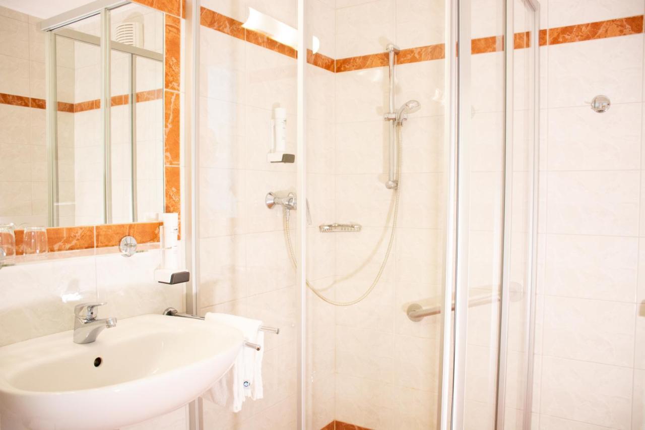 Landhotel Post Ebensee Am Traunsee ***S 외부 사진